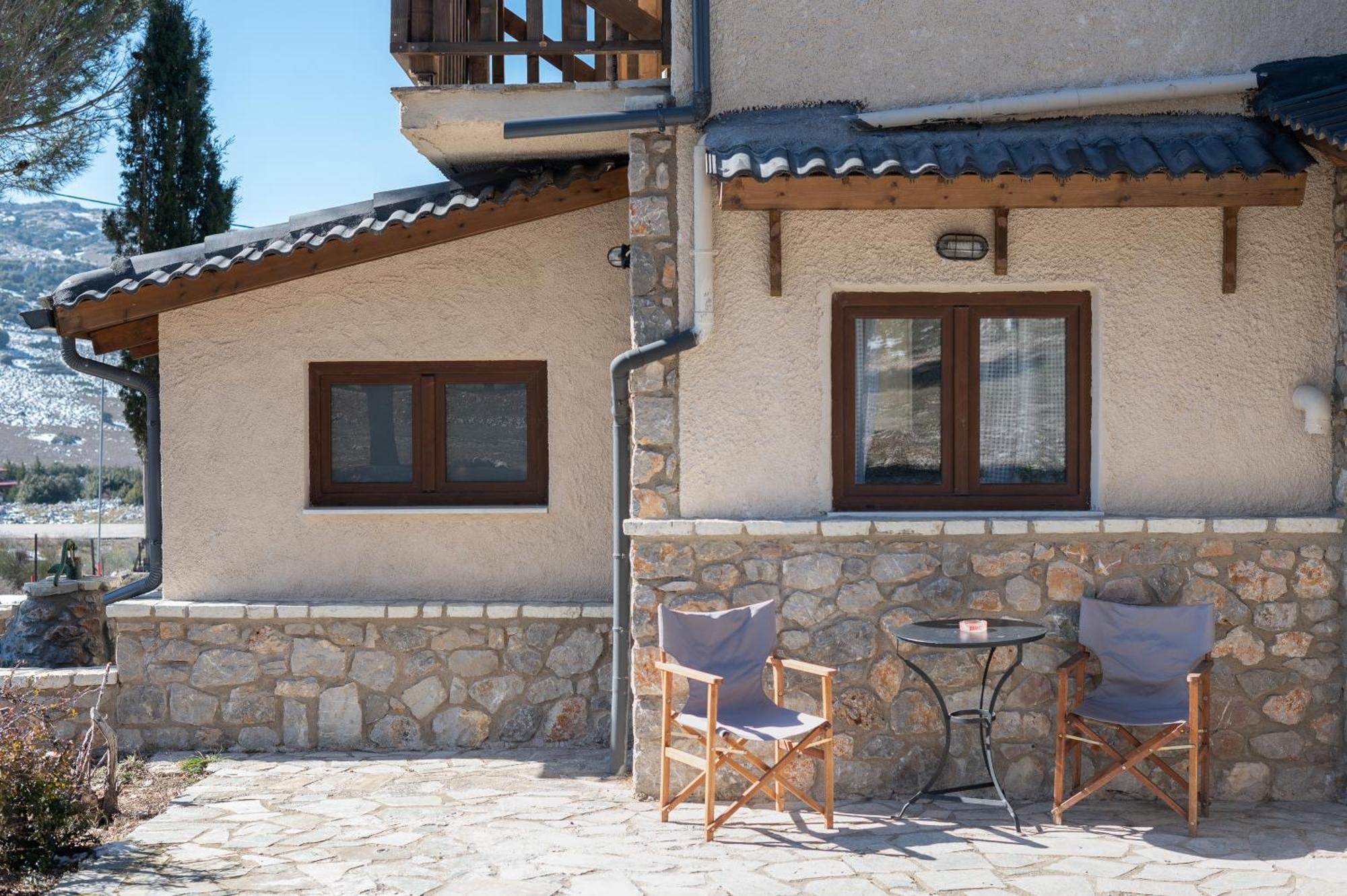 Dianne 1 Livadi Arachovas Holiday home *